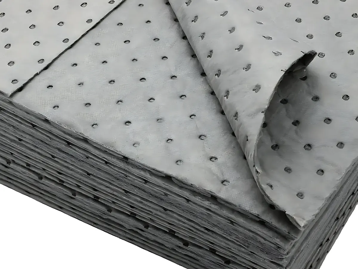 Grey universal absorbent pads for oils, coolants and water
